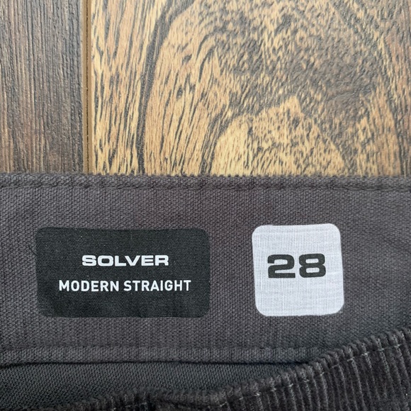 Volcom Modern Straight Corduroy Jeans Size 28 - Picture 5 of 5